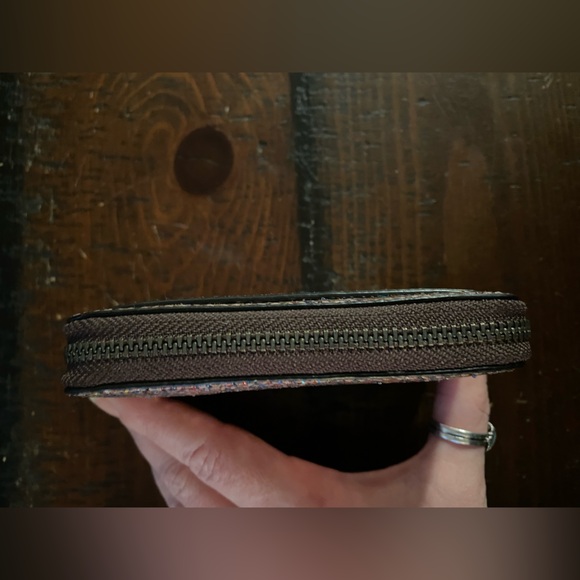 Coach X Keith Haring small zip around leather multi glitter wallet G/EC ~ - Picture 9 of 16